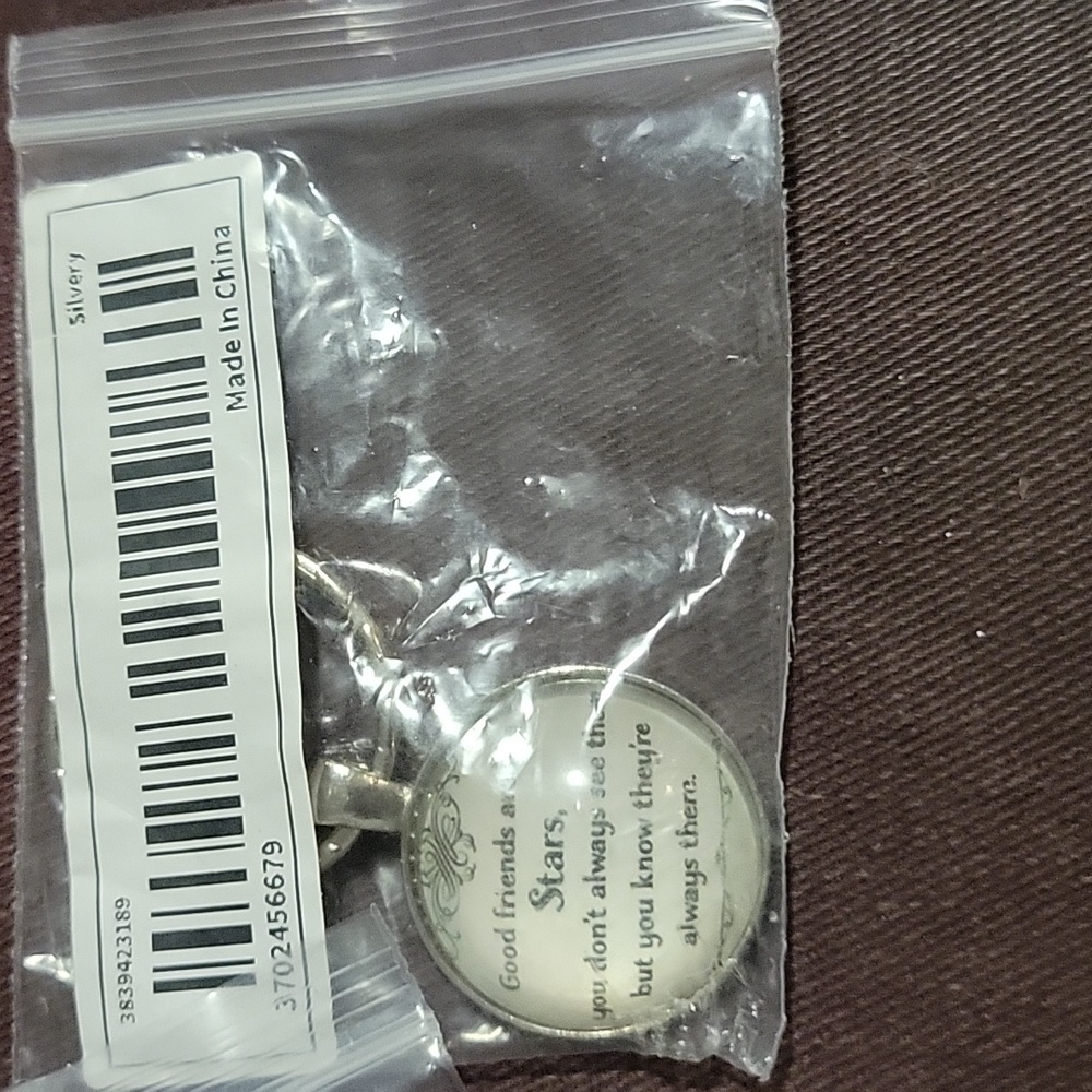 KEYCHAIN Good Friends are Like Stars ..NWT